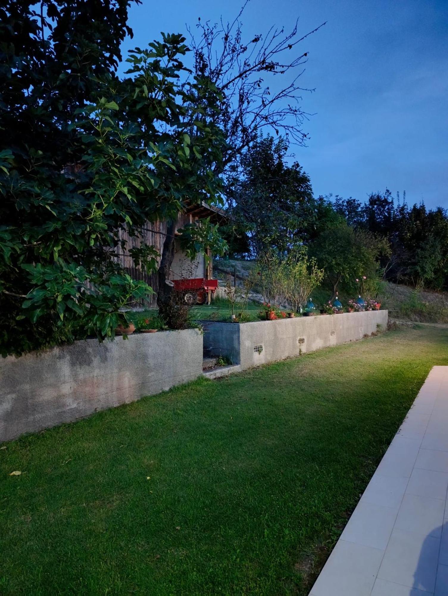 B&B La Casa Del Daino Millesimo Exteriér fotografie